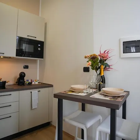 Apartment Dalia Leonardo Academy, Mxp & Lakes